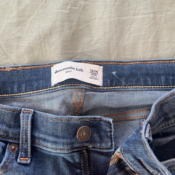 Kids Abercrombie and Fitch Blue Denim long bootcut Jeans - Picture 3 of 6